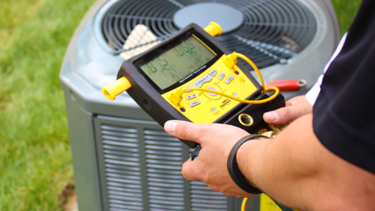 An hvac technician doing ac repair in temple terrace